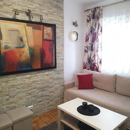 Apartment Sara *